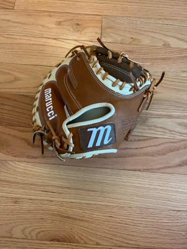 Marucci baseball glove