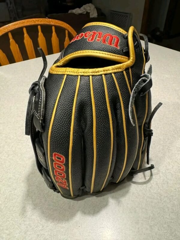 Wilson A2000 12in glove