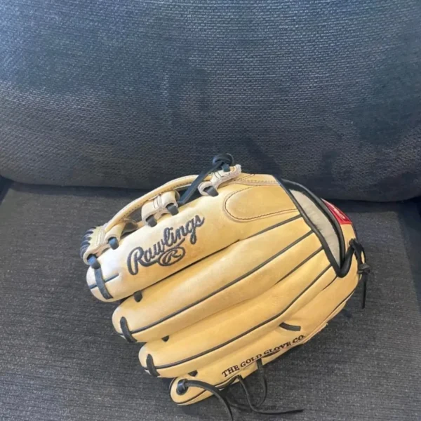12 Rawlings Pro Preferred Infield Baseball Glove - Image 3