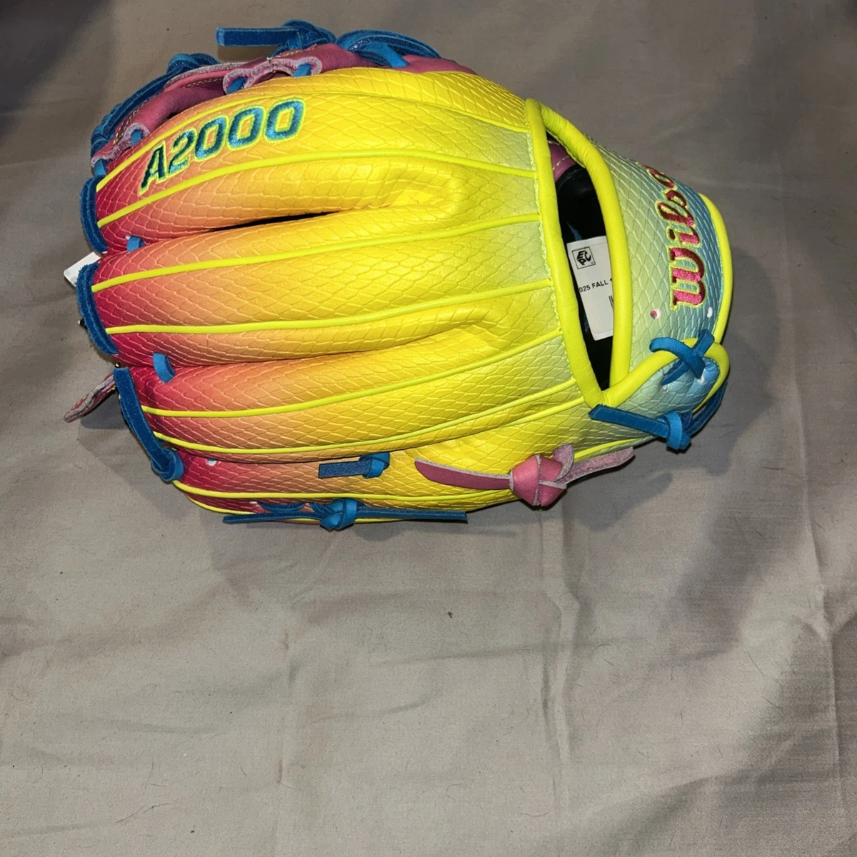 Wilson 11.5'' 1786 A2000 SuperSkin Series Glove - Right Hand Throw Cool Colorway - Image 4