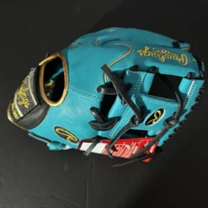 EXCLUSIVE 11.5-INCH RAWLINGS R2G HEART OF THE HIDE INFIELD GLOVE